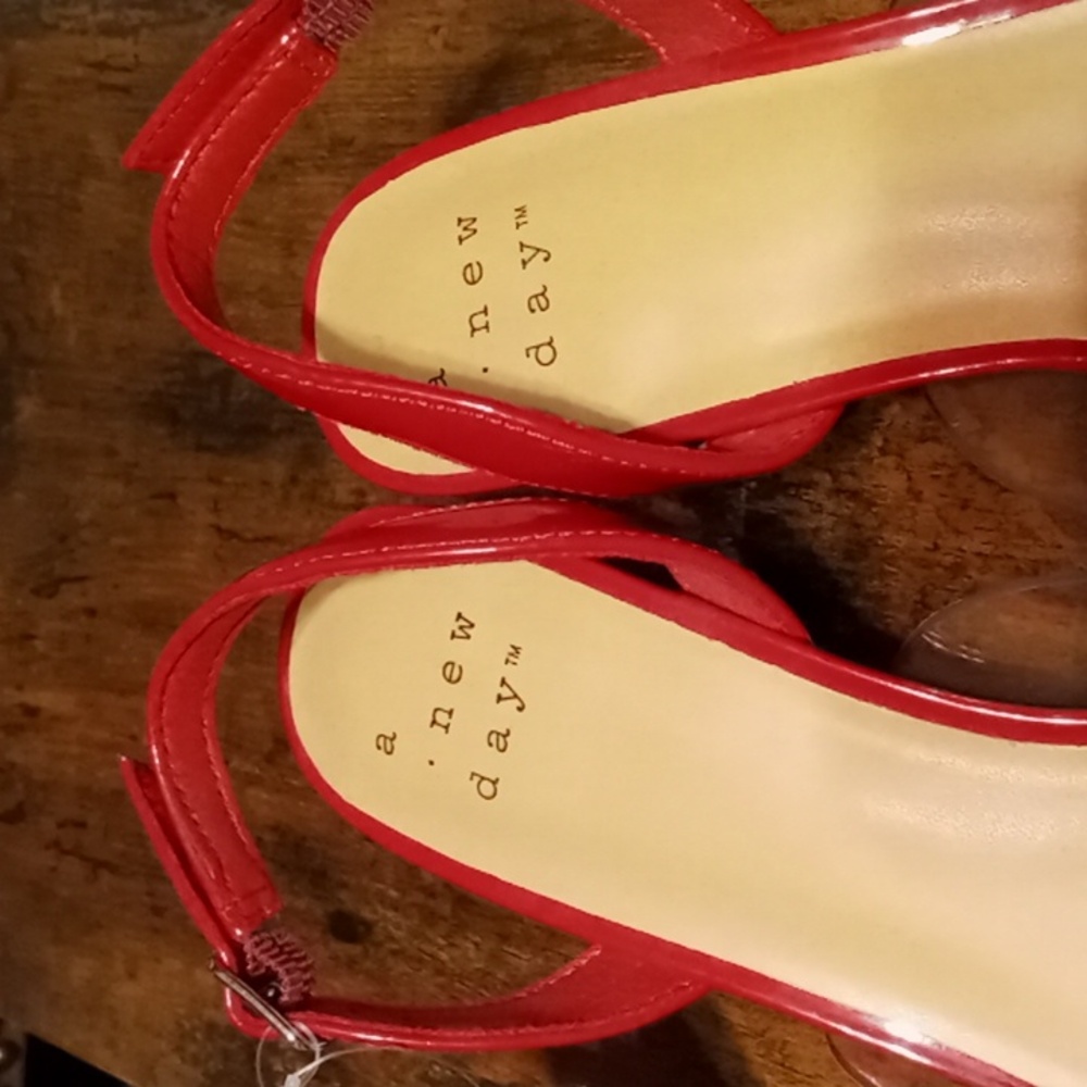 NWT sexy Red A New Day Multiple Sized Stunning Kitten 2" Heels - Picture 5 of 13